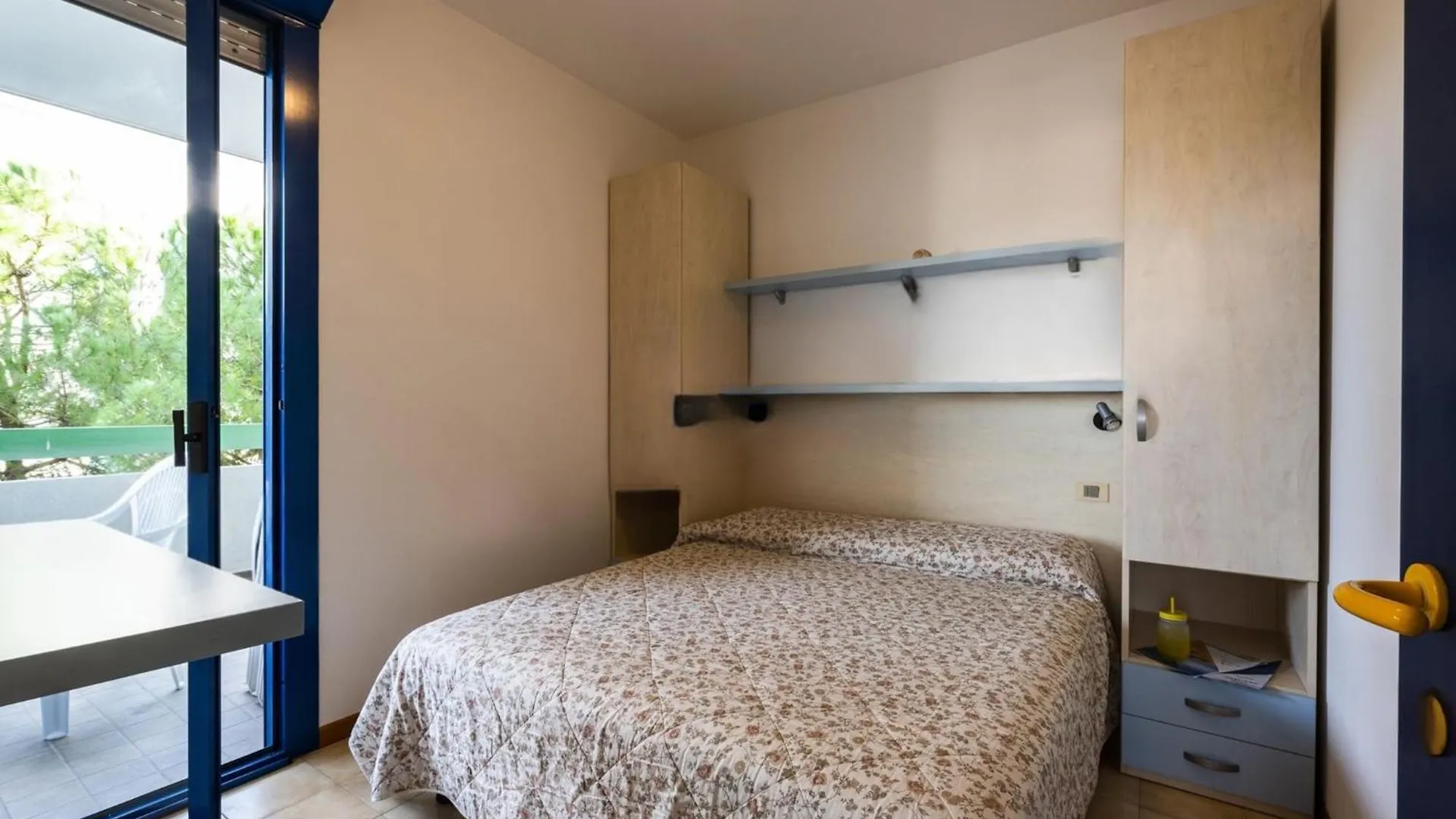 Cozy Bibione Apartment With Comfortable Terrace
